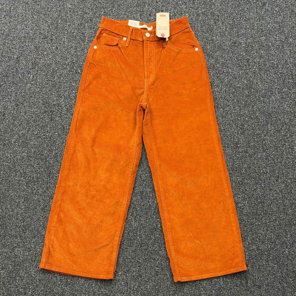 Levi Strauss Mile High Cropped Wide Leg Corduroy Pants Womens 26  NEW retro